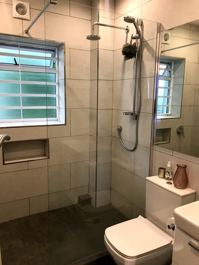 To Let 2 Bedroom Property for Rent in Sea Point Western Cape